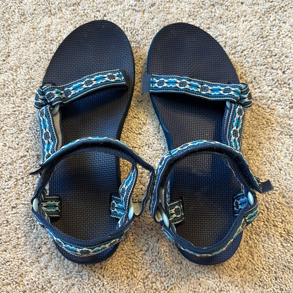 WOMENS blue TEVA sandals